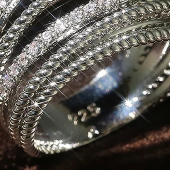 New Sterling Silver band Diamond Ring - Picture 6 of 6